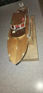 Vintage Mid 20th century wooden model electric boat - Picture 1 of 8