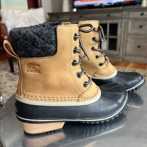 EUC Ladies SOREL US 7, UK 5 EU 38 Waterproof Hand Crafted Lace Up Leather Boot! - Picture 1 of 23