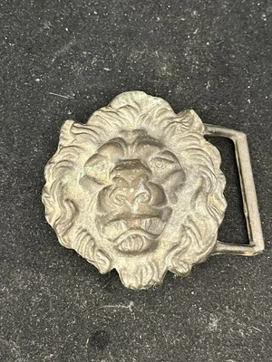 Hermosa hebilla de cinturón de león vintage Foto 1 de 4