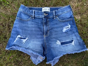 Abercrombie And Fitch Girls 15/16 high rise relaxed Shorts Medium Wash - Picture 1 of 2