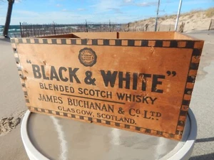 Vintage Black & White Blended Scotch Whisky Scotland Wood Crate Illinois St 1951 - Picture 1 of 20