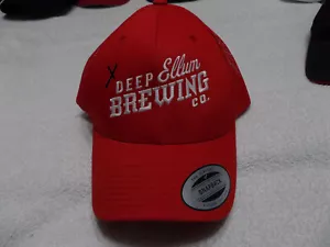 Gorra de béisbol roja Dallas Texas Deep Elllum Brewing Co bordada camionero - Imagen 1 de 7