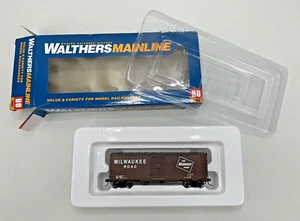 Walthers Mainline HO Scale Milwaukee Road Box Car  - NEW - Free Shipping! - Picture 1 of 13
