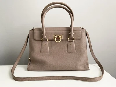 Bolso de mano Salvatore Ferragamo Lotty marrón tostado dorado cuero mediano Foto 1 de 4