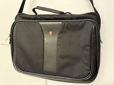Черный чехол для ноутбука WENGER Swiss Gear 15 дюймов ручная кладь сумка-планшет - Изображение 1 из 4