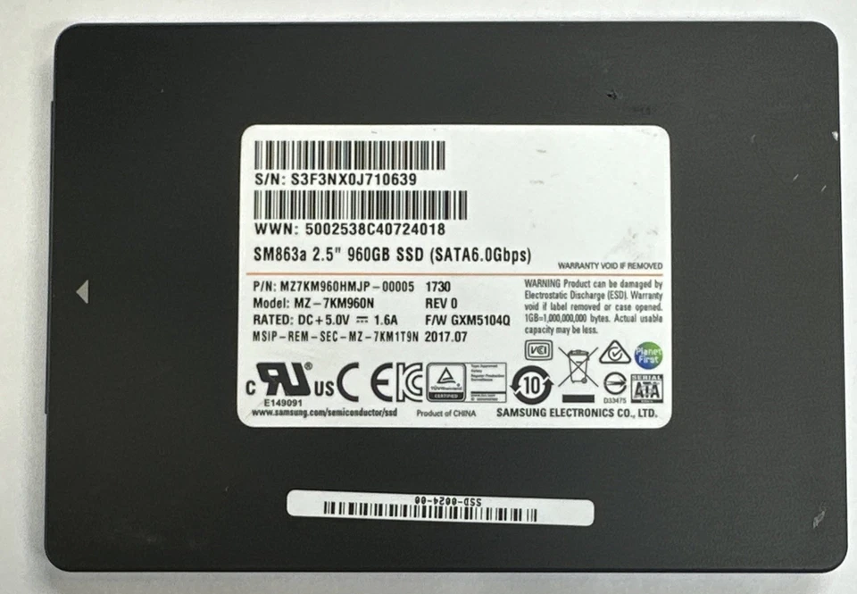 Samsung SM863a 960GB SSD 2.5” SATA Enterprise Drive MZ-7KM960N - Image 1 of 3