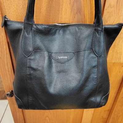 Bolso de hombro grande Lodis Sierra de cuero granulado negro de 15 pulgadas B53  Foto 1 de 4