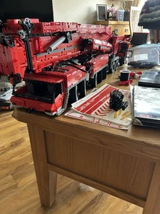 MOULD KING 17008 Red Liebherr 11200 app Remote Controlled Crane technic bricks - Picture 1 of 18