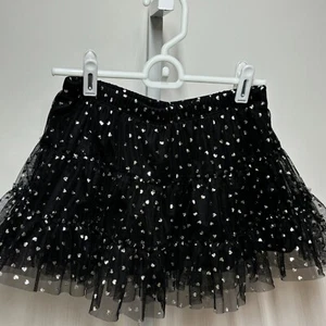 Girls Black Tulle Tier Skirt Silver Shimmer Hearts Elastic Waist Size M 7/8 - Picture 1 of 5