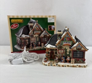Lemax Winter 2018 Fables Bookstore #85366 NEW In Box - Picture 1 of 15