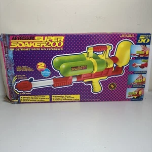 Vintage Super Soaker 200 Larami 1990 Open Box Never Used - Picture 1 of 14