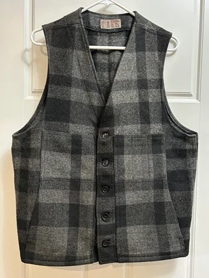 Chaleco de lana Filson Mackinaw gris carbón a cuadros talla 44 calentador de manos bolsillos L EE. UU. Foto 1 de 4