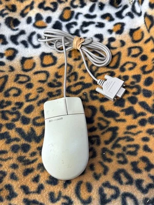 Microsoft Serial Mouse 2.0A  Part # 50674 - Image 1 of 4