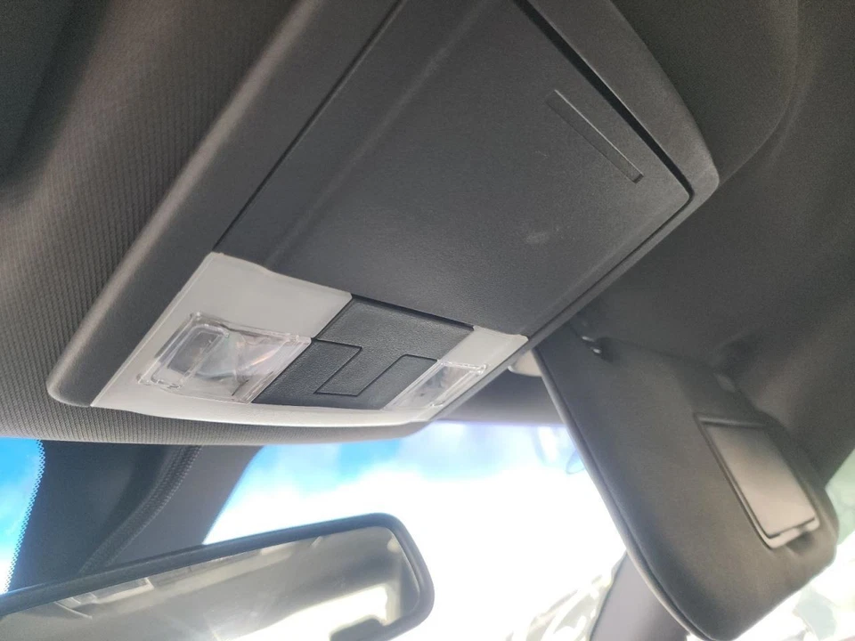 Console Front Roof Without Police Package Fits 13-19 TAURUS 2629289 - Image 1 of 1