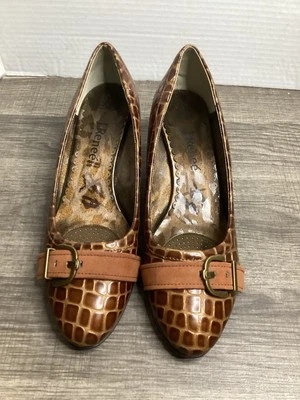 J Renee Brown Pebbled Pattern Women’s Slip On Shoes Octavio us Sz 9.5 W - Image 1 of 4