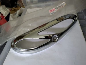 Parafango Scaldacollo Originale Yamaha 5BR-E4729-00 YQ50 Aerox 97-98 - Picture 1 of 2