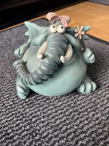 Vintage P. Chiari Elefant Geldbox mit rosa Schleife und Blume - Bild 1 von 8