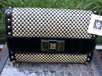 Bolso de Mano Anne Klein Check Mate Color: Negro Natural Foto 1 de 4