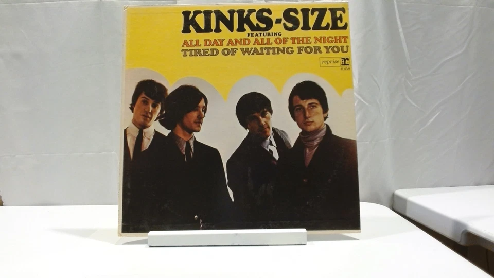 The Kinks Kinks-Size 1965 Reprise R-6158- MONO 1st Press w/Tri-Color Label VG+ - Image 1 of 4