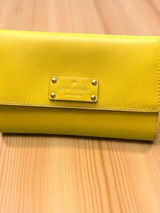 Kate Spade Crossbody Bag Sunny Yellow Leather Small Purse Gold Hardware - Picture 1 of 10