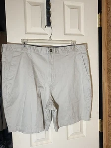Mens Khaki Shorts Size 44 Inseam 8 Inches - Picture 1 of 3