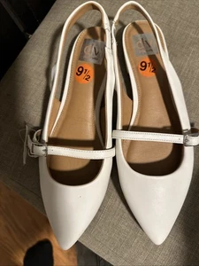 NEU! Dolce Vita Damen-Flats 9,5 weiß wählerisch spitz zulaufend - Bild 1 von 6