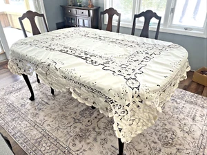 Vintage Ecru Battenburg Tape Lace Table Cloth 86x66 in 100% Cotton/Polyester - Picture 1 of 10