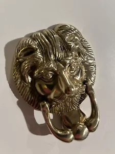 Llamador de puerta de latón con cabeza de león ornamentado victoriano antiguo vintage recuperado 41/4" (KN127)* - Imagen 1 de 6