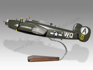 Consolidated B-24 Liberator B-24J-75 USAF Patsy Ann II Wood Model Small 1/100 - Picture 1 of 12