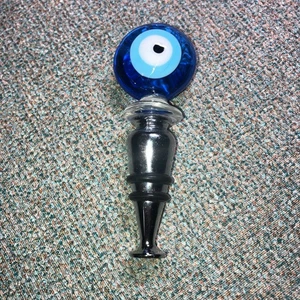 Handgefertigter Weinflaschenverschluss aus Glas und Metall Markenlos Blau Mod! Vintage?! - Bild 1 von 4