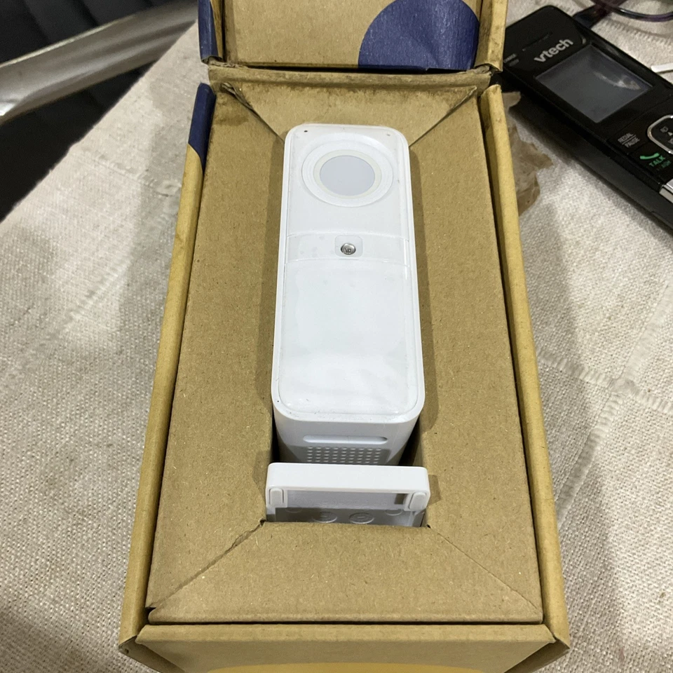 SimpliSafe Smart Alarm Night Motion Camera Wireless Indoor Security CM006 TESTED