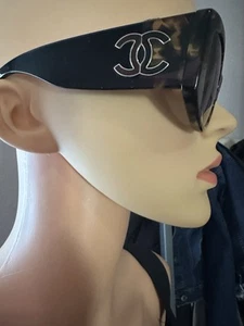 Chanel Oval Sunglasses, Model CH5524 - Picture 1 of 10