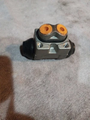 Cilindros de rueda de freno trasero para Hyundai Elantra 01-11 Sonata Dodge Kia P3451 Foto 1 de 4