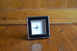 Kate Spade Square Desk Clock with Alarm Quatz Pristine Condition Tested - Picture 1 of 7