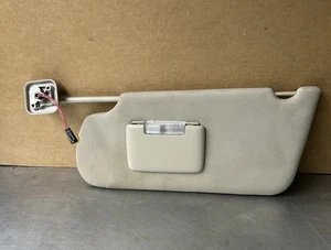 ✅2009-2012 Ford Flex Driver Left Sun Visor Sunvisor Beige #1167 - Picture 1 of 4