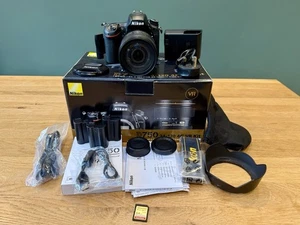 Nikon D750 DSLR Camera with 24-120mm F4G VR Lens Kit UNDER 4K Shutter + Extras - Picture 1 of 17
