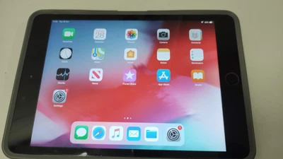 iPad Mini 2 ME276B/A 16 Gb Tablet Computer - Image 1 of 4