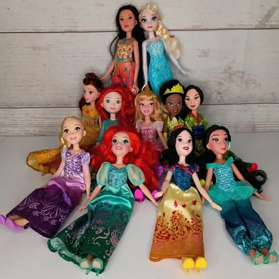Lote de 11 Princesas Brillantes Disney de Hasbro Nombres enumerados en la descripción a continuación Foto 1 de 4