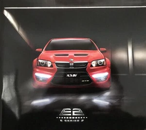 New Original VE HSV Maloo Clubsport GTS E2 30 Page Fold Out Booklet Brochure - Picture 1 of 11