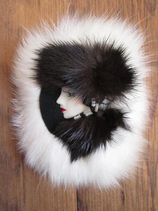 Vintage 3.5" Lady Face Brooch Pin Bisque Porcelain and Mink Fur Beaded White - Picture 1 of 6