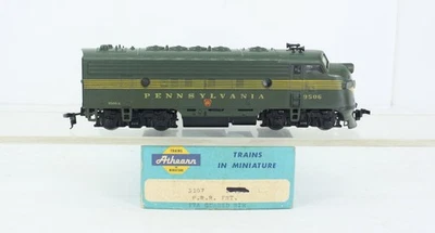 HO Scale Athearn 3107 Pennsylvania F7A Diesel Super Geared Runs Well - Image 1 of 4