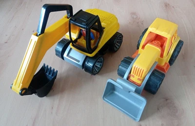 Sandspielzeug, Fahrzeuge, Bagger und Frontlader von LENA und Androni Giocattoli - Bild 1 von 4