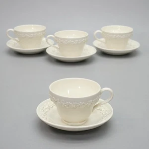 Wedgwood 4 tazas de té platillos platos crema en relieve Queen's Ware Etruria Barlaston - Imagen 1 de 10