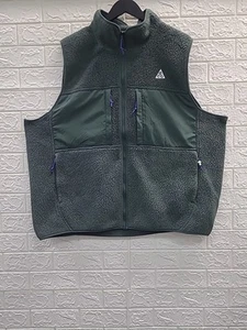 NEW Nike ACG Artic Wolf Mens Vest-Size XXLarge US - Picture 1 of 19