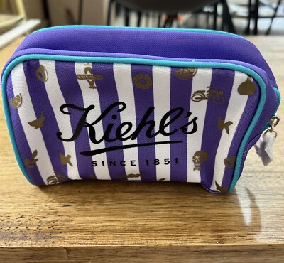 Bolso de Maquillaje Kiehl’s Lona Rayas Púrpura Logo Negro Impresiones Doradas Cremallera Pequeño Foto 1 de 4