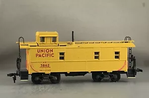 Athearn - Union Pacific - Cupola Caboose + Wgt & Windows # 3862 - Bild 1 von 6