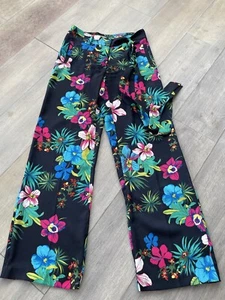 Cache Hose/Hose hoher Bund schwarz Blumenmuster weites Bein - Bild 1 von 5