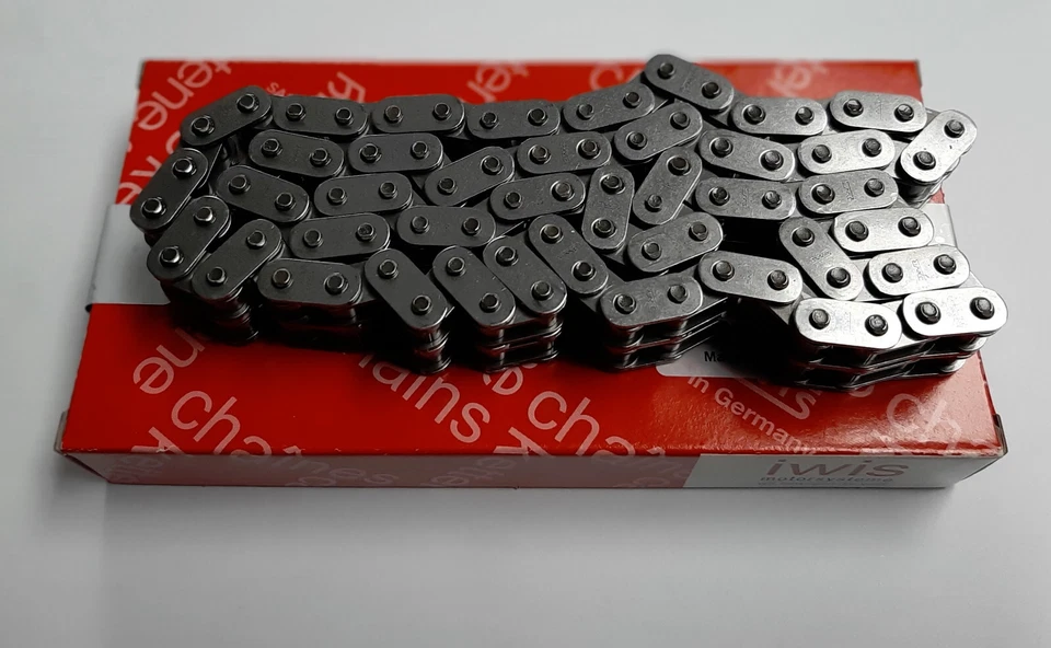 LAMBRETTA CHAIN IWIS 81 LINK NEW ! - Image 1 of 1