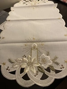 NEU MIT ETIKETT LONGABERGER BESTICKTE KERZE TISCHLÄUFER WEIHNACHTEN ODER GANZJÄHRIG - Bild 1 von 5