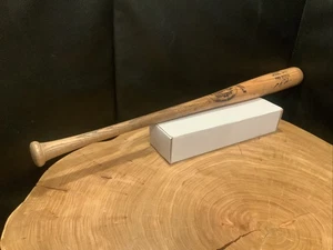 Juego usado autografiado?? Bat Louisville Slugger M110 PROSTOCK - Imagen 1 de 10